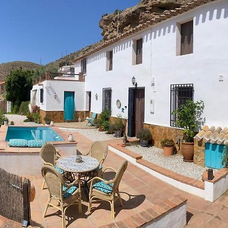 דירות Oria Cortijo Perejil, A Tranquil Mountain Escape & Private Pool מראה חיצוני תמונה